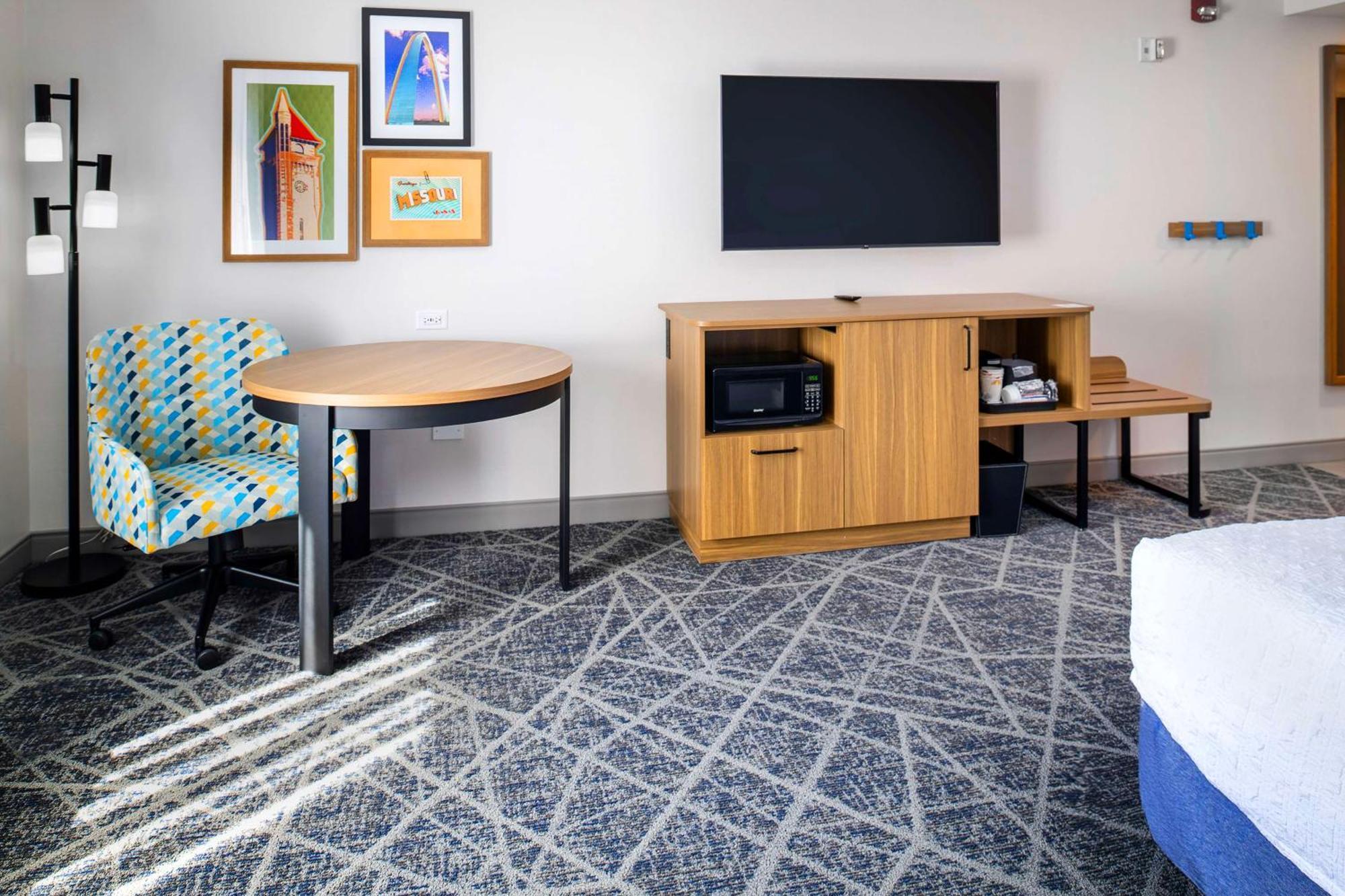 Hampton Inn By Hilton St Louis Airport Woodson Terrace Exteriér fotografie
